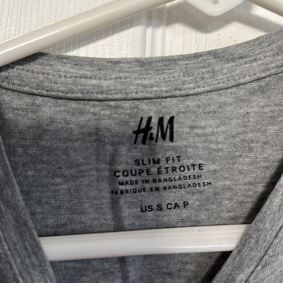 Men’s Slim Fit T-Shirt - Picture 2 of 3